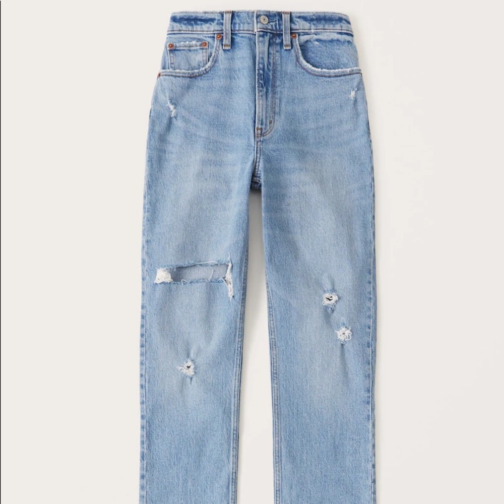 A&F 90s Ultra High Rise Straight Jeans